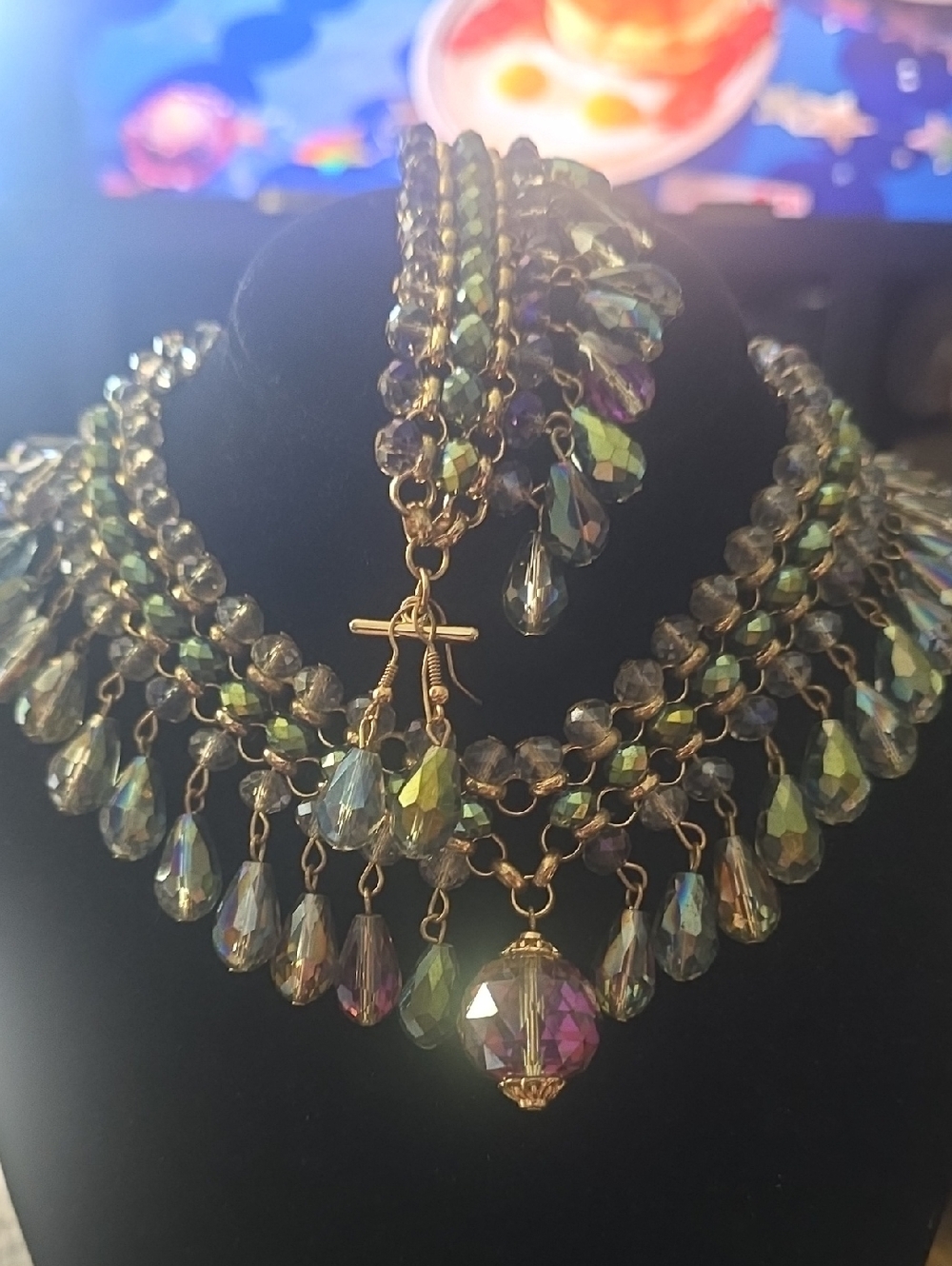 Iridescent Glass Teardrop Beaded Statement Necklace Set - Gold Tone